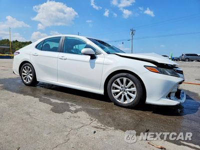 Czwarte zdjęcie samochodu z boku: 2019 TOYOTA CAMRY LE VIN:4T1B11HK9KU217068 - miniatura