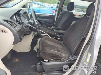 Zdjęcie 7 z 13 samochodu: 2013 DODGE GRAND CARAVAN SE VIN:2C4RDGBG2DR633075 - miniatura