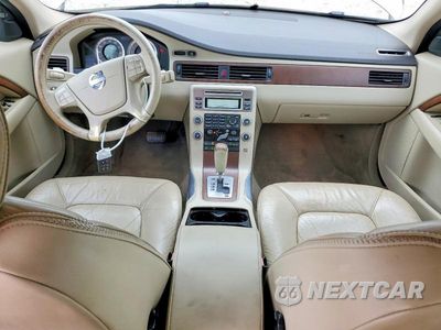 Zdjęcie 8 z 12 samochodu: 2011 VOLVO XC70 3.2 VIN:YV4952BL7B1098238 - miniatura