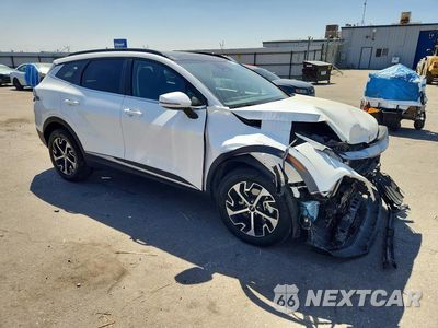 Czwarte zdjęcie samochodu z boku: 2025 KIA SPORTAGE EX VIN:KNDPVCDG5S7183351 - miniatura