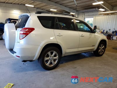 Trzecie zdjęcie samochodu z tyłu: 2009 TOYOTA RAV4 LIMITED VIN:JTMBF31V895014585 - miniatura