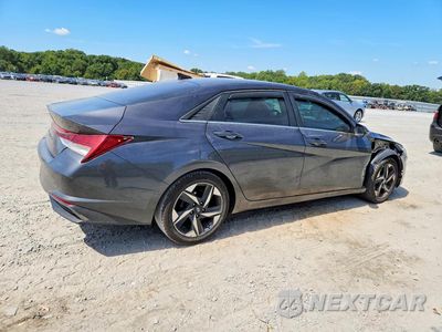 Trzecie zdjęcie samochodu z tyłu: 2021 HYUNDAI ELANTRA SEL VIN:5NPLN4AGXMH021819 - miniatura