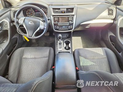Zdjęcie 8 z 13 samochodu: 2018 NISSAN ALTIMA 2.5 SV VIN:1N4AL3AP6JC173732 - miniatura