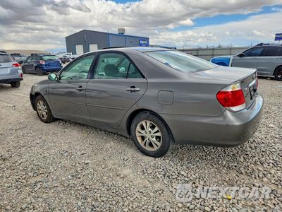 Drugie zdjęcie samochodu z przodu: 2005 TOYOTA CAMRY LE V6 VIN:4T1BF30K15U614786 - miniatura