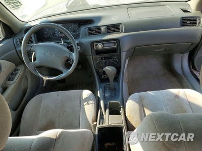 Zdjęcie 8 z 12 samochodu: 1997 TOYOTA CAMRY LE VIN:4T1BG22K1VU098594 - miniatura