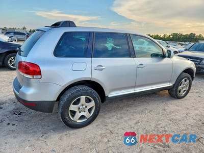 Trzecie zdjęcie samochodu z tyłu: 2004 VOLKSWAGEN TOUAREG 3.2 VIN:WVGBC67L74D017195 - miniatura