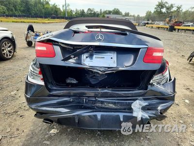 Zdjęcie 6 z 12 samochodu: 2013 MERCEDES-BENZ E 350 VIN:WDDKK5KF7DF208631 - miniatura