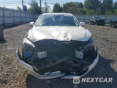 Piąte zdjęcie samochodu w środku: 2017 MAZDA 3 GRAND TOURING VIN:3MZBN1W36HM147821 - miniatura