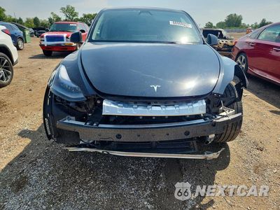 Piąte zdjęcie samochodu w środku: 2023 TESLA MODEL Y VIN:7SAYGDEE7PA186030 - miniatura