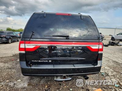 Zdjęcie 6 z 13 samochodu: 2017 LINCOLN NAVIGATOR L RESERVE VIN:5LMJJ3LT7HEL11182 - miniatura