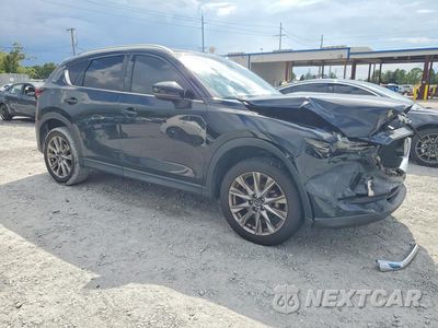 Czwarte zdjęcie samochodu z boku: 2020 MAZDA CX-5 GRAND TOURING VIN:JM3KFADM8L0853932 - miniatura