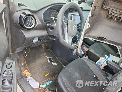 Zdjęcie 8 z 13 samochodu: 2020 NISSAN KICKS SV VIN:3N1CP5CV1LL522028 - miniatura