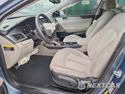 Zdjęcie 7 z 12 samochodu: 2016 HYUNDAI SONATA HYBRID SE VIN:KMHE24L15GA042112 - miniatura