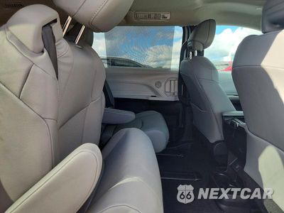 Zdjęcie 11 z 13 samochodu: 2026 TOYOTA SIENNA XLE 7-PASSENGER VIN:5TDYSKFC5TS241371 - miniatura