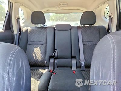Zdjęcie 10 z 13 samochodu: 2018 NISSAN ROGUE SV VIN:KNMAT2MV7JP603338 - miniatura