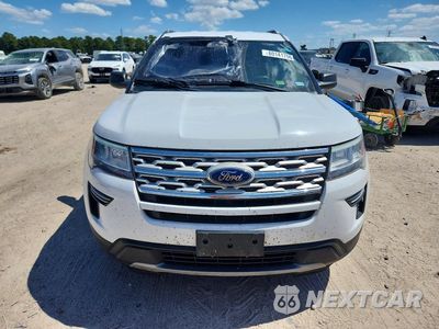 Piąte zdjęcie samochodu w środku: 2018 FORD EXPLORER XLT VIN:1FM5K7D84JGC40780 - miniatura