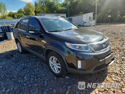 Czwarte zdjęcie samochodu z boku: 2014 KIA SORENTO LX VIN:5XYKTCA64EG520420 - miniatura
