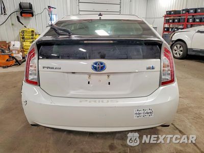 Zdjęcie 6 z 13 samochodu: 2014 TOYOTA PRIUS THREE VIN:JTDKN3DU4E1789490 - miniatura