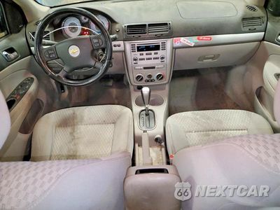Zdjęcie 8 z 13 samochodu: 2005 CHEVROLET COBALT LS VIN:1G1AL54F757511512 - miniatura