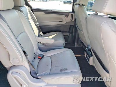 Zdjęcie 11 z 13 samochodu: 2018 HONDA ODYSSEY EXL VIN:5FNRL6H76JB079230 - miniatura