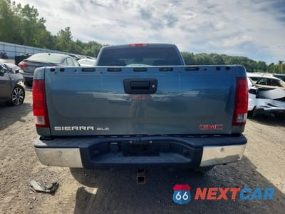 Zdjęcie 6 z 12 samochodu: 2008 GMC SIERRA K1500 VIN:2GTEK19J181106944 - miniatura