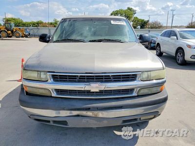 Piąte zdjęcie samochodu w środku: 2003 CHEVROLET TAHOE C1500 VIN:1GNEC13V03R250825 - miniatura