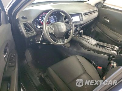 Zdjęcie 8 z 12 samochodu: 2022 HONDA HR-V LX VIN:3CZRU6H31NM717843 - miniatura