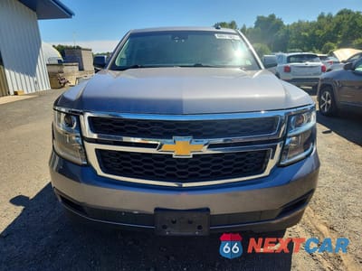 Piąte zdjęcie samochodu w środku: 2018 CHEVROLET TAHOE K1500 LT VIN:1GNSKBKC3JR237625 - miniatura
