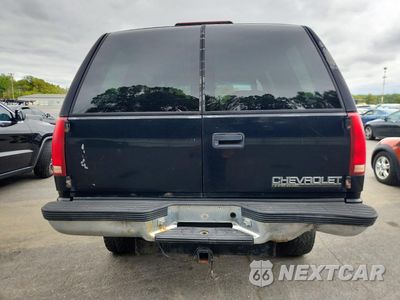 Zdjęcie 6 z 13 samochodu: 1999 CHEVROLET TAHOE K1500 VIN:1GNEK13R5XJ322595 - miniatura
