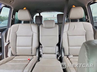 Zdjęcie 10 z 13 samochodu: 2016 HONDA ODYSSEY EXL VIN:5FNRL5H68GB046885 - miniatura