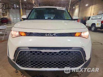 Piąte zdjęcie samochodu w środku: 2023 KIA SOUL LX VIN:KNDJ23AU3P7861692 - miniatura