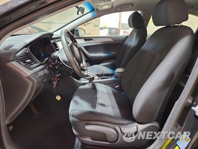 Zdjęcie 7 z 13 samochodu: 2019 HYUNDAI SONATA SE VIN:5NPE24AF4KH731854 - miniatura