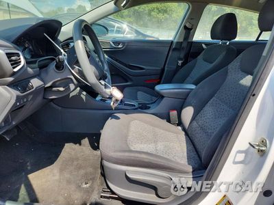 Zdjęcie 7 z 13 samochodu: 2019 HYUNDAI IONIQ BLUE VIN:KMHC65LC6KU171213 - miniatura