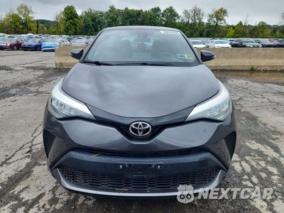 Piąte zdjęcie samochodu w środku: 2020 TOYOTA C-HR XLE VIN:NMTKHMBX0LR109383 - miniatura