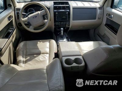 Zdjęcie 8 z 12 samochodu: 2009 FORD ESCAPE HYBRID VIN:1FMCU49389KB10524 - miniatura
