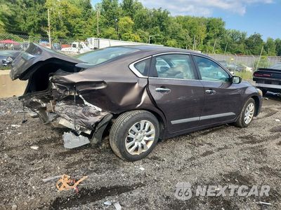 Trzecie zdjęcie samochodu z tyłu: 2015 NISSAN ALTIMA 2.5 S VIN:1N4AL3AP0FC107281 - miniatura