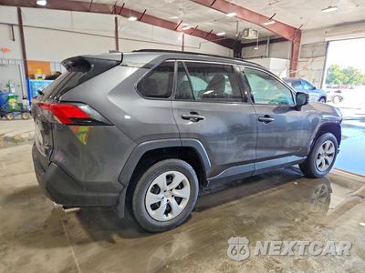 Trzecie zdjęcie samochodu z tyłu: 2020 TOYOTA RAV4 LE VIN:2T3F1RFV8LC064724 - miniatura