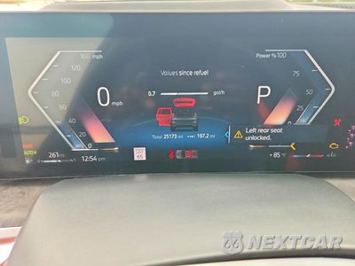 Zdjęcie 9 z 13 samochodu: 2025 BMW X7 XDRIVE40I VIN:5UX23EM07S9Y16546 - miniatura