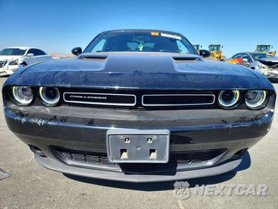 Piąte zdjęcie samochodu w środku: 2019 DODGE CHALLENGER SXT VIN:2C3CDZAG7KH746787 - miniatura
