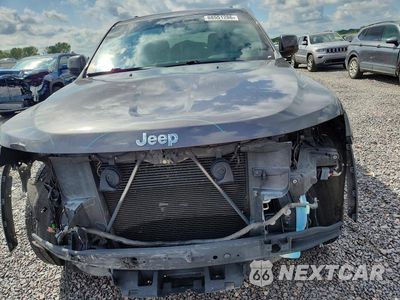 Piąte zdjęcie samochodu w środku: 2021 JEEP GRAND CHEROKEE LAREDO VIN:1C4RJFAG0MC674687 - miniatura