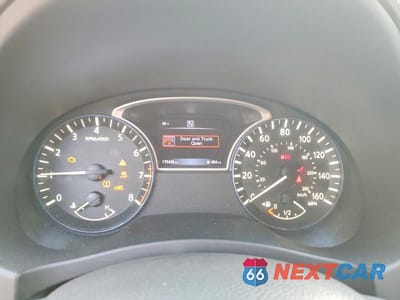 Zdjęcie 9 z 12 samochodu: 2017 NISSAN ALTIMA 2.5 SR VIN:1N4AL3AP5HN306687 - miniatura