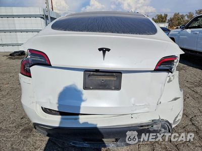 Zdjęcie 6 z 13 samochodu: 2024 TESLA MODEL Y VIN:7SAYGDED4RF105675 - miniatura