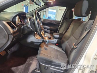 Zdjęcie 7 z 13 samochodu: 2015 JEEP GRAND CHEROKEE LAREDO VIN:1C4RJFAG3FC234370 - miniatura