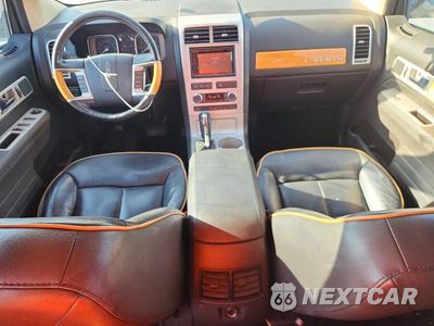 Zdjęcie 8 z 13 samochodu: 2008 LINCOLN MKX VIN:2LMDU68CX8BJ16484 - miniatura