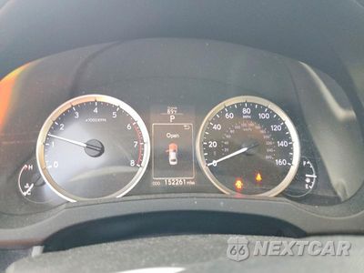 Zdjęcie 9 z 13 samochodu: 2016 LEXUS IS 200T VIN:JTHBA1D2XG5009422 - miniatura