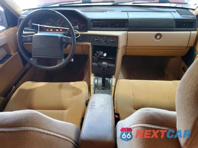 Zdjęcie 8 z 13 samochodu: 1995 VOLVO 940 VIN:YV1JW8316S1135156 - miniatura