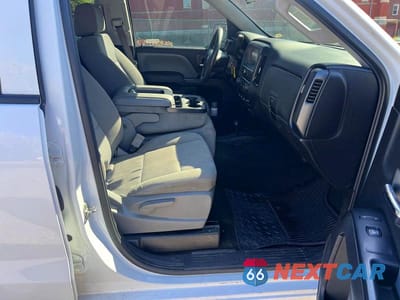 Piąte zdjęcie samochodu w środku: 2016 CHEVROLET SILVERADO K1500 CUSTOM VIN:1GCVKPEC8GZ319762 - miniatura