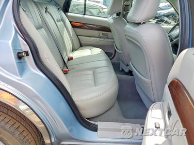 Zdjęcie 10 z 13 samochodu: 2004 MERCURY GRAND MARQUIS LS VIN:2MEFM75W44X604094 - miniatura