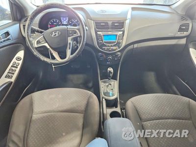 Zdjęcie 8 z 12 samochodu: 2012 HYUNDAI ACCENT SE VIN:KMHCU5AE5CU026546 - miniatura