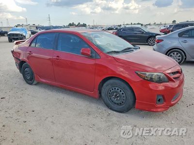 Czwarte zdjęcie samochodu z boku: 2013 TOYOTA COROLLA S VIN:5YFBU4EEXDP090150 - miniatura